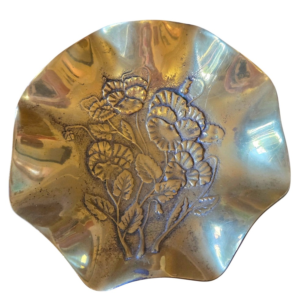Vintage Embossed Brass Pansy Floral Trinket Dish Ruffled Edge Decorative Bowl